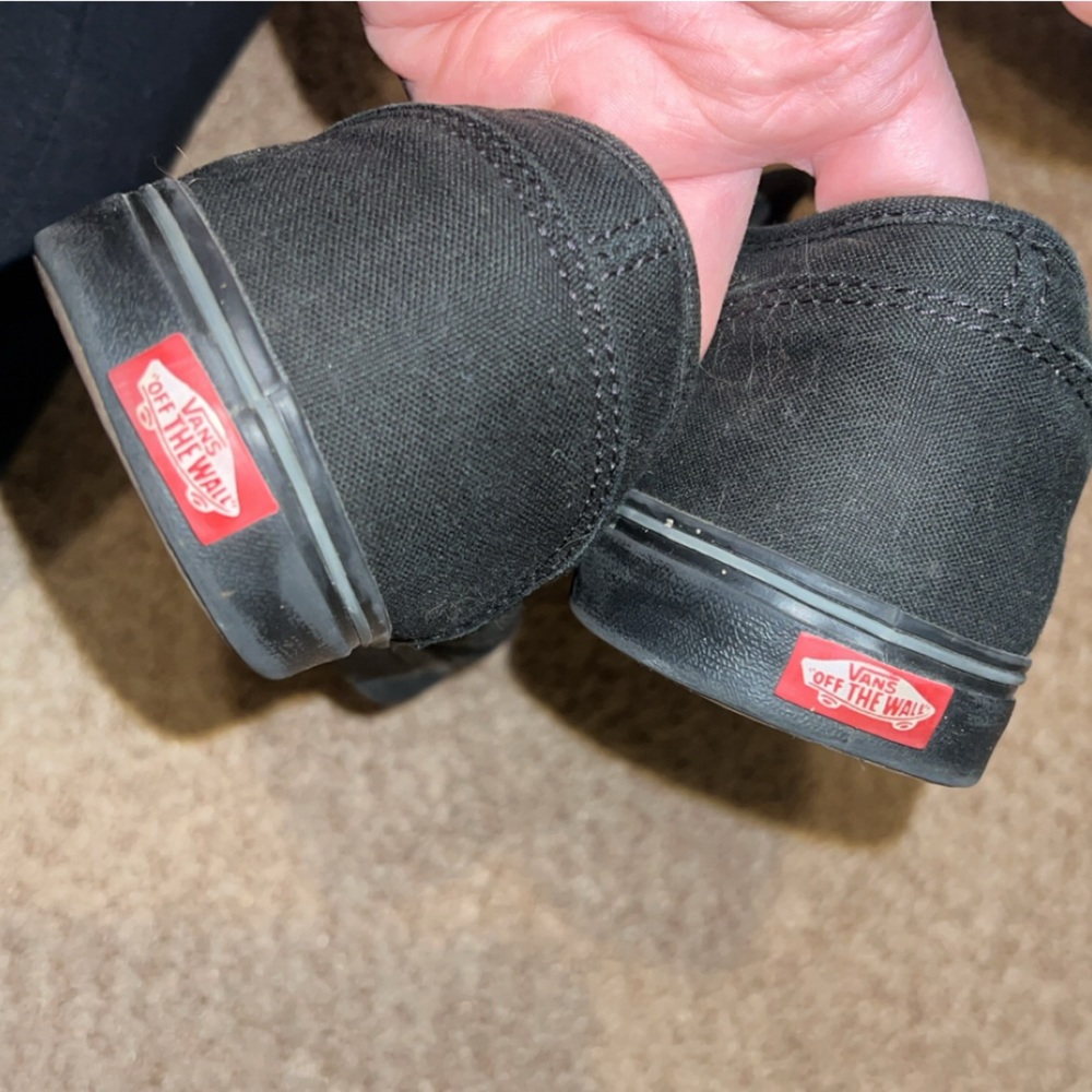 Women’s Size 9 Vans - Picture 5 of 7